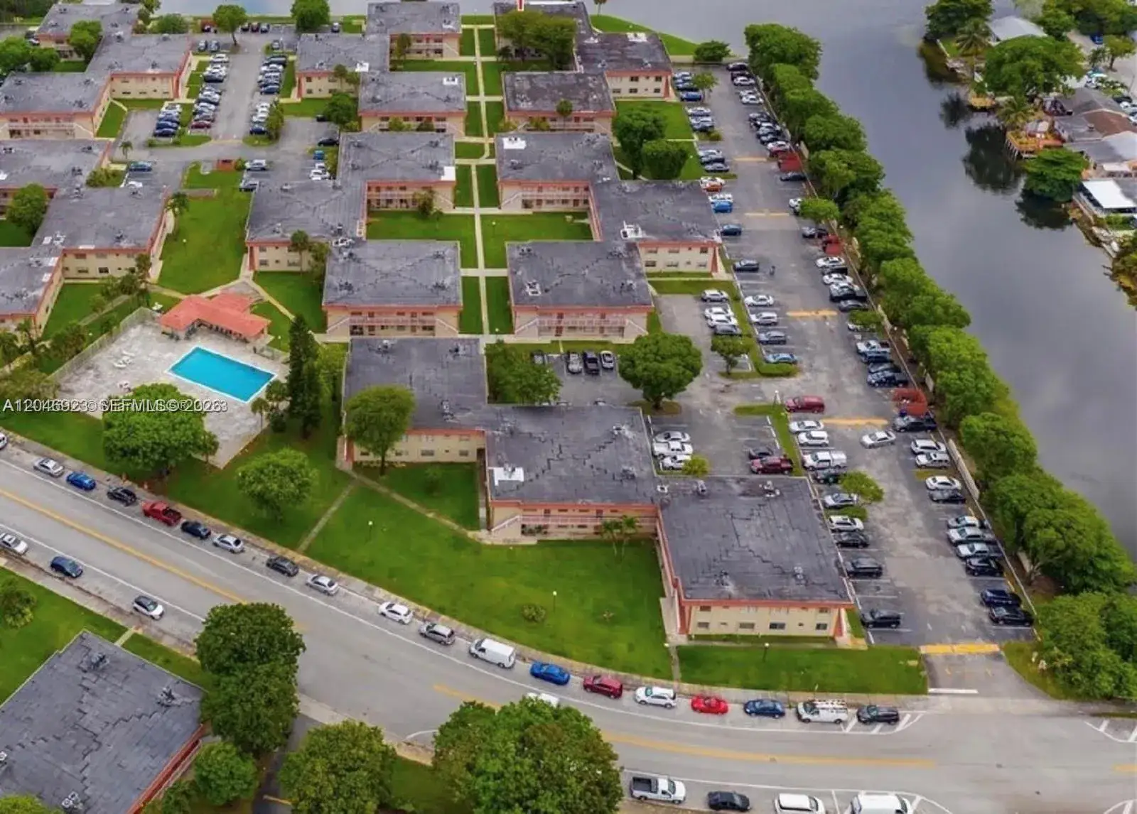 2 bedroom 1 bath Residential Lease for rent at 12860 SW 43rd Dr # B, Miami FL 33175