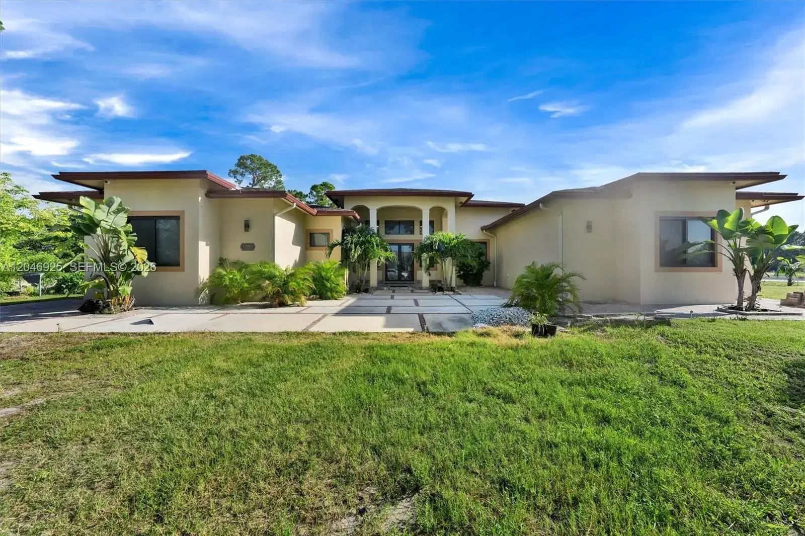 5 bedroom 5 bath Residential for sale at 13085 N 78th Pl N, Loxahatchee FL 33412