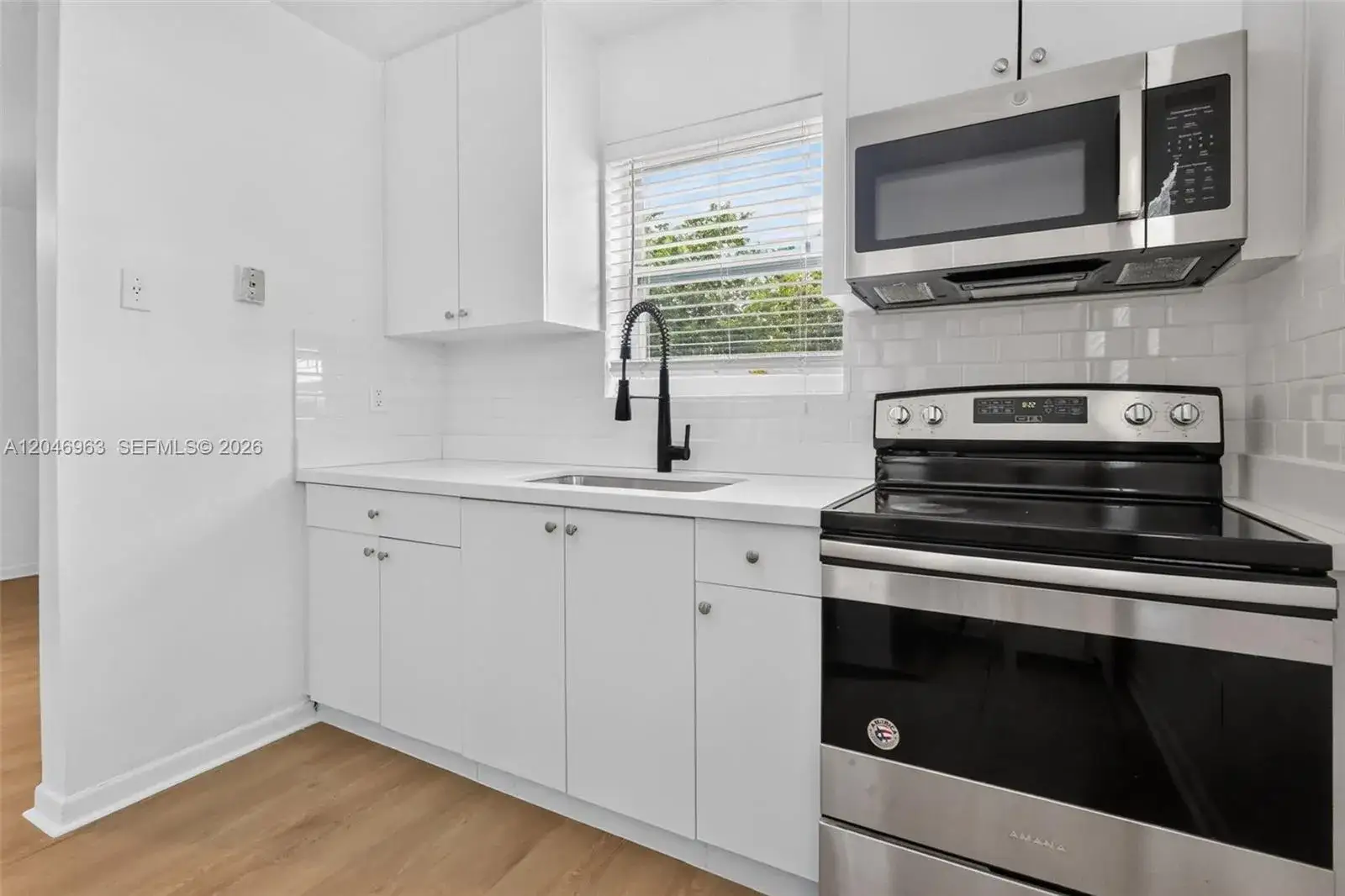 2 bedroom 1 bath Residential Lease for rent at 458 SW 9th St # 1, Miami FL 33130