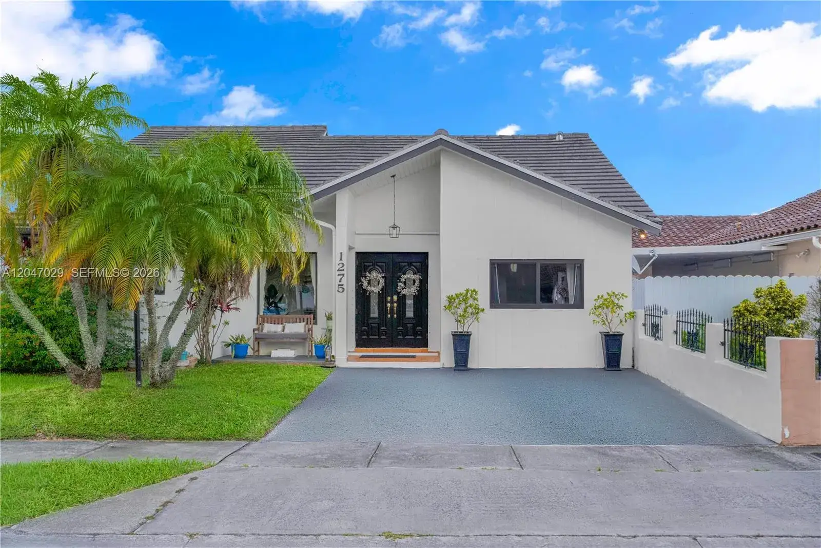 4 bedroom 3 bath Residential for sale at 1275 SW 140th Pl, Miami FL 33184