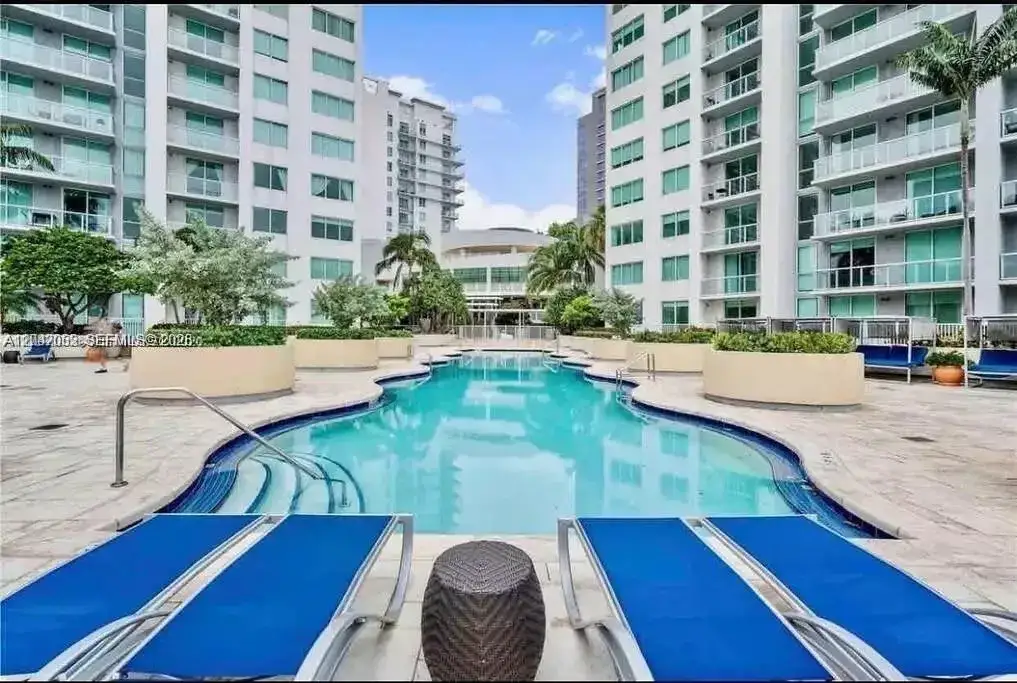 2 bedroom 2 bath Residential Lease for rent at 244 Biscayne Blvd # 2610, Miami FL 33132