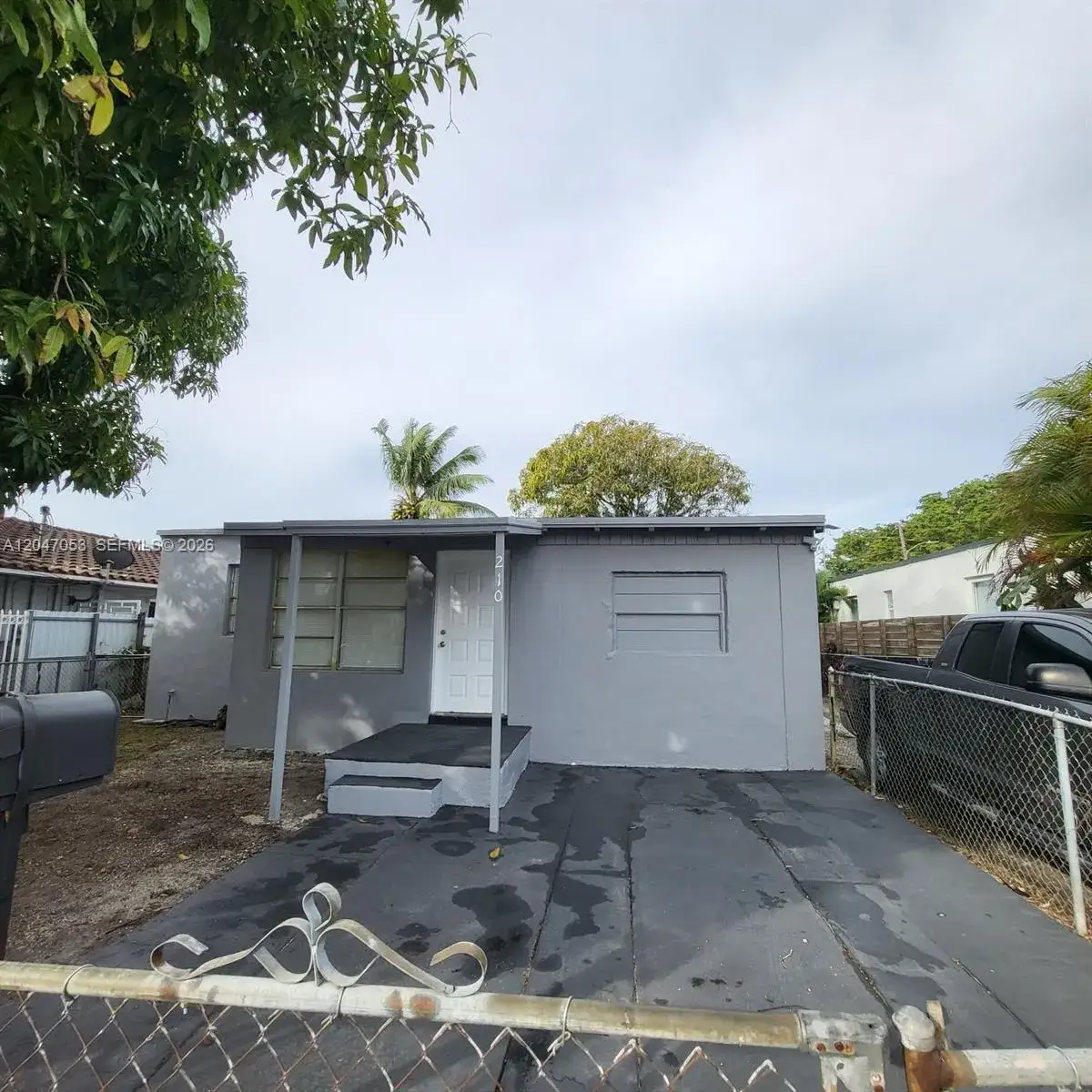 2 bedroom 1 bath Residential Lease for rent at 210 SW 30th Ave # 210, Miami FL 33135