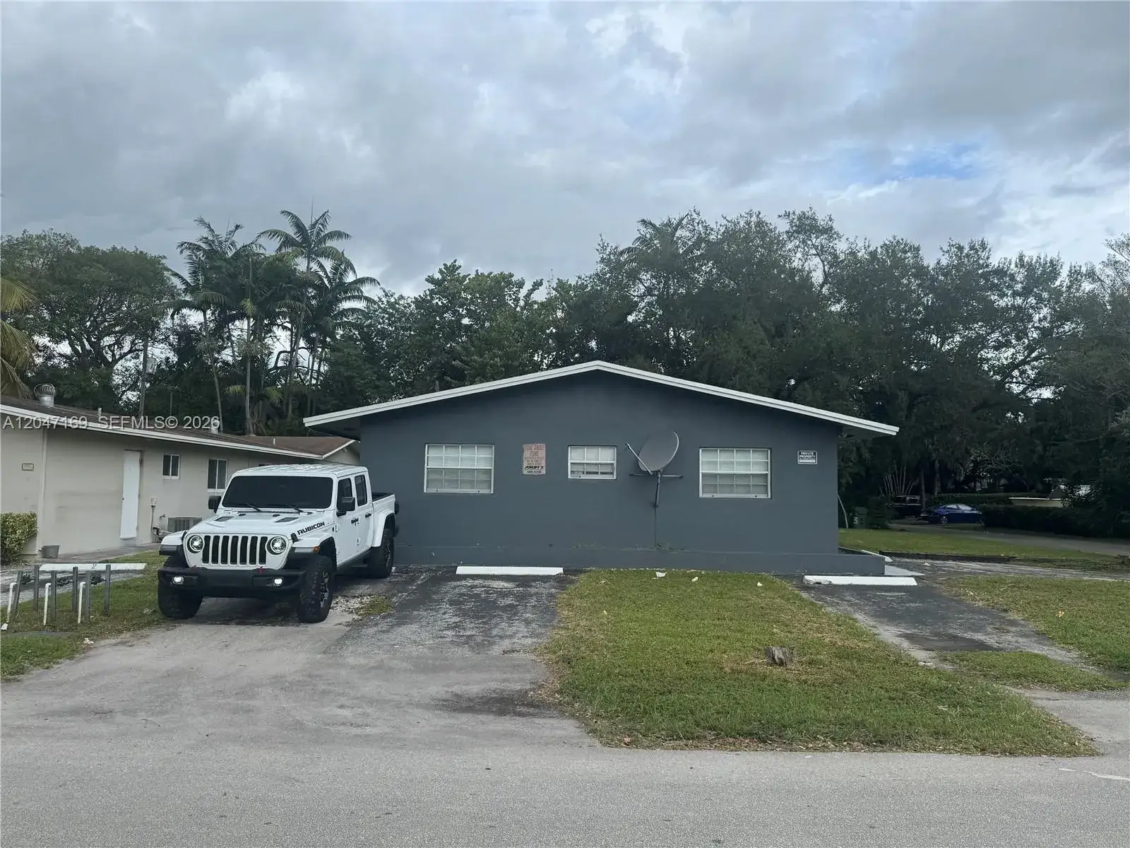 Residential Income for sale at 353 SW 19th Ave, Fort Lauderdale FL 33312