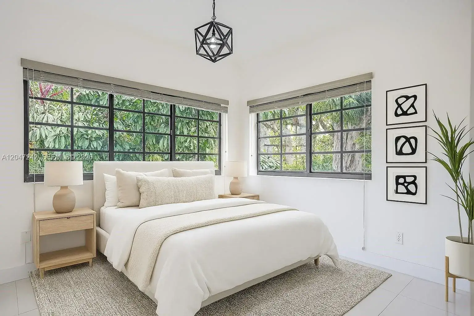 2 bedroom 1 bath Residential Lease for rent at 1901 S Le Jeune Rd # 2, Coral Gables FL 33134