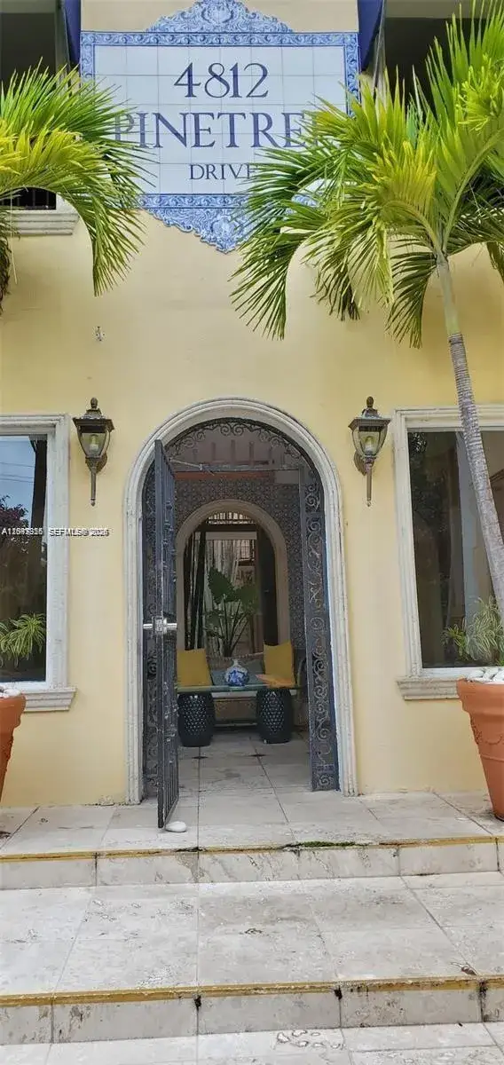 2 bedroom 2 bath Residential for sale at 4812 Pine Tree Dr # 201, Miami Beach FL 33140