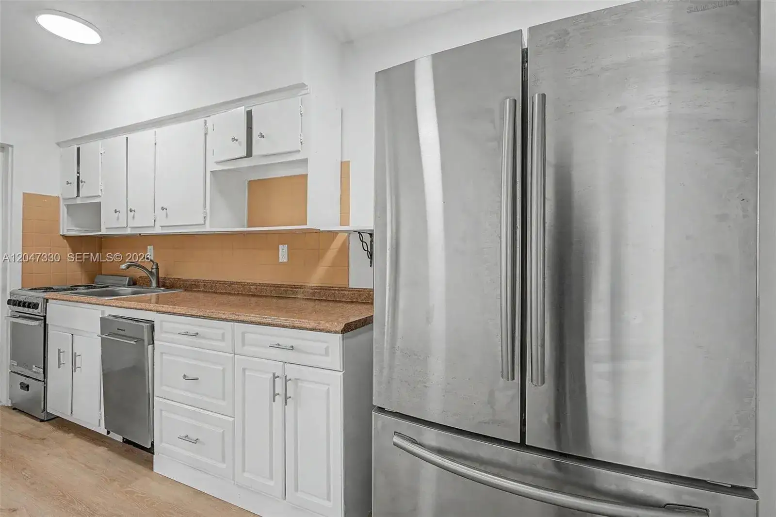 1 bedroom 1 bath Residential Lease for rent at 60 NW 79th St # 27, Miami FL 33150