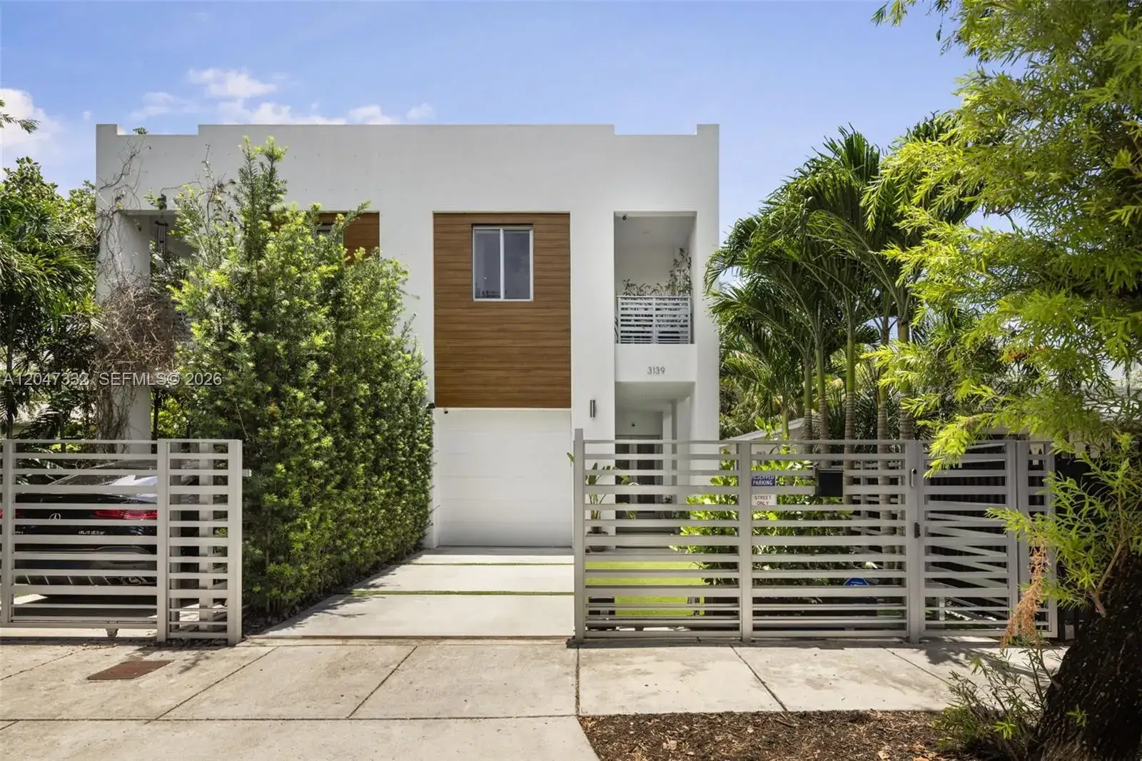3 bedroom 4 bath Residential for sale at 3139 Ohio St # 3139, Coconut Grove FL 33133