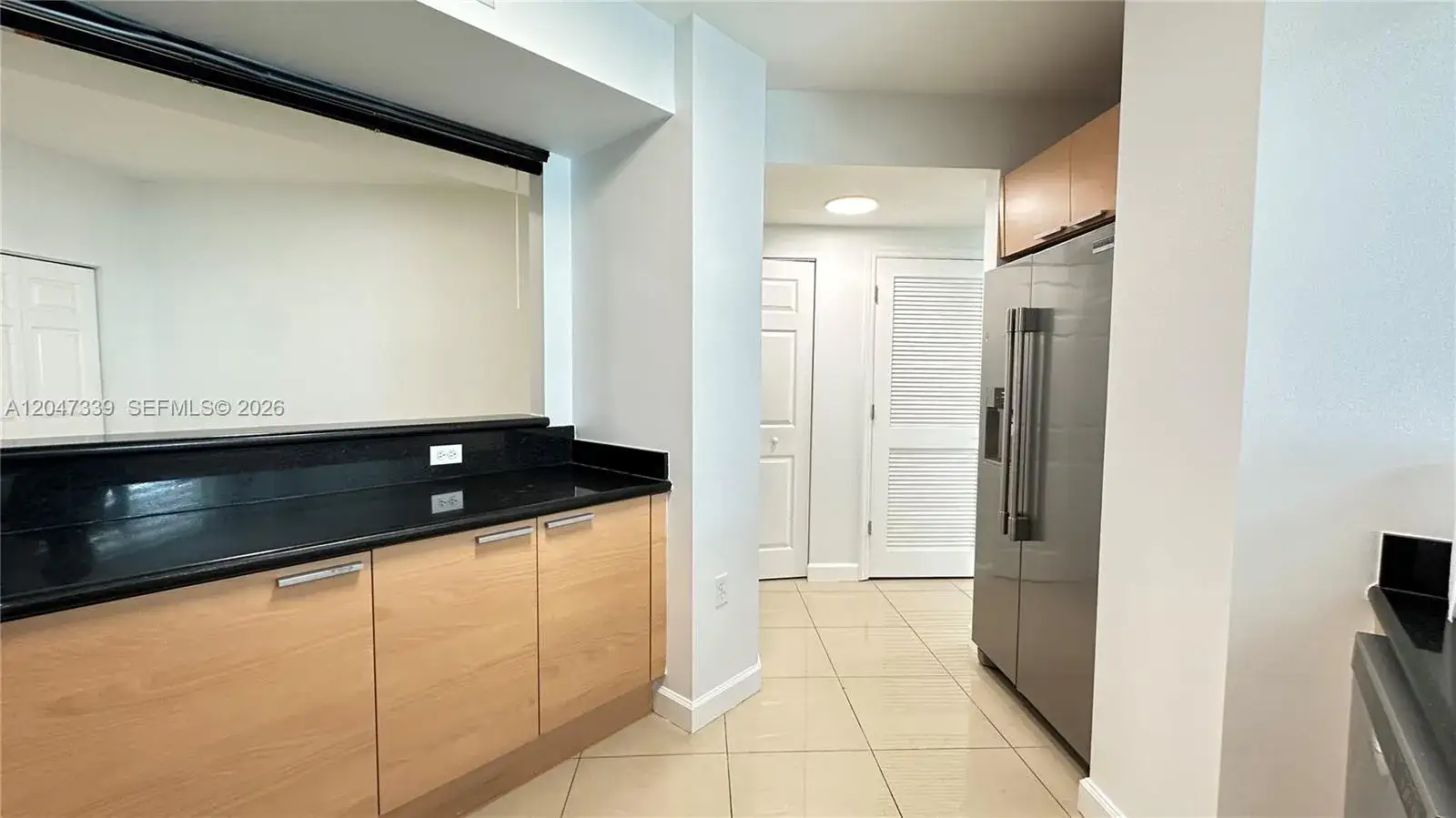 1 bedroom 1 bath Residential Lease for rent at 140 S Dixie Hwy # 808, Hollywood FL 33020
