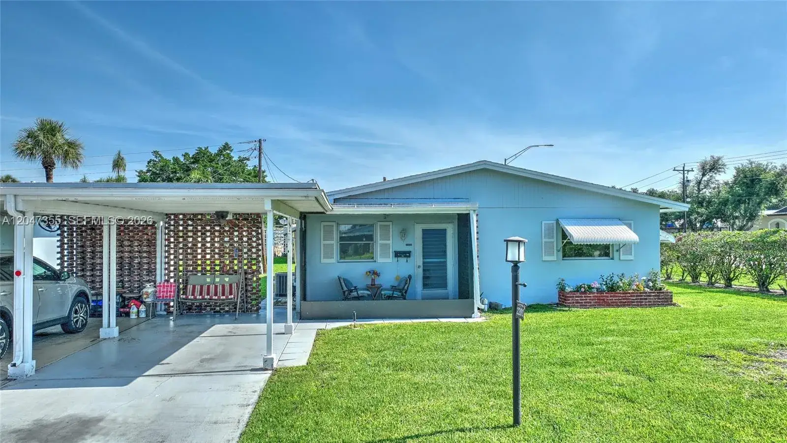 2 bedroom 2 bath Residential for sale at 2201 Croton Ct., Lehigh Acres FL 33936