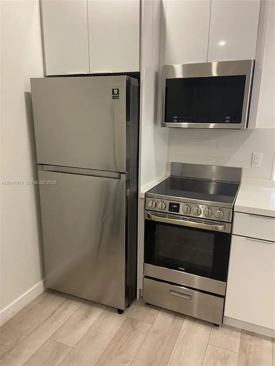 1 bedroom 1 bath Residential Lease for rent at 1610 Euclid Ave # A105, Miami Beach FL 33139