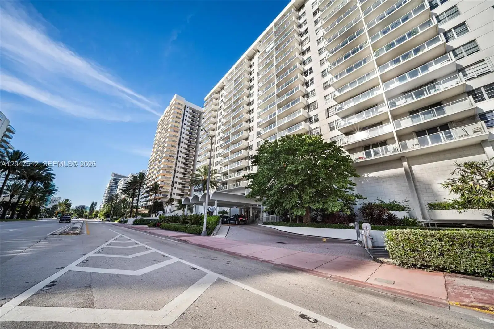 2 bedroom 2 bath Residential for sale at 5701 Collins Ave # 1415, Miami Beach FL 33140