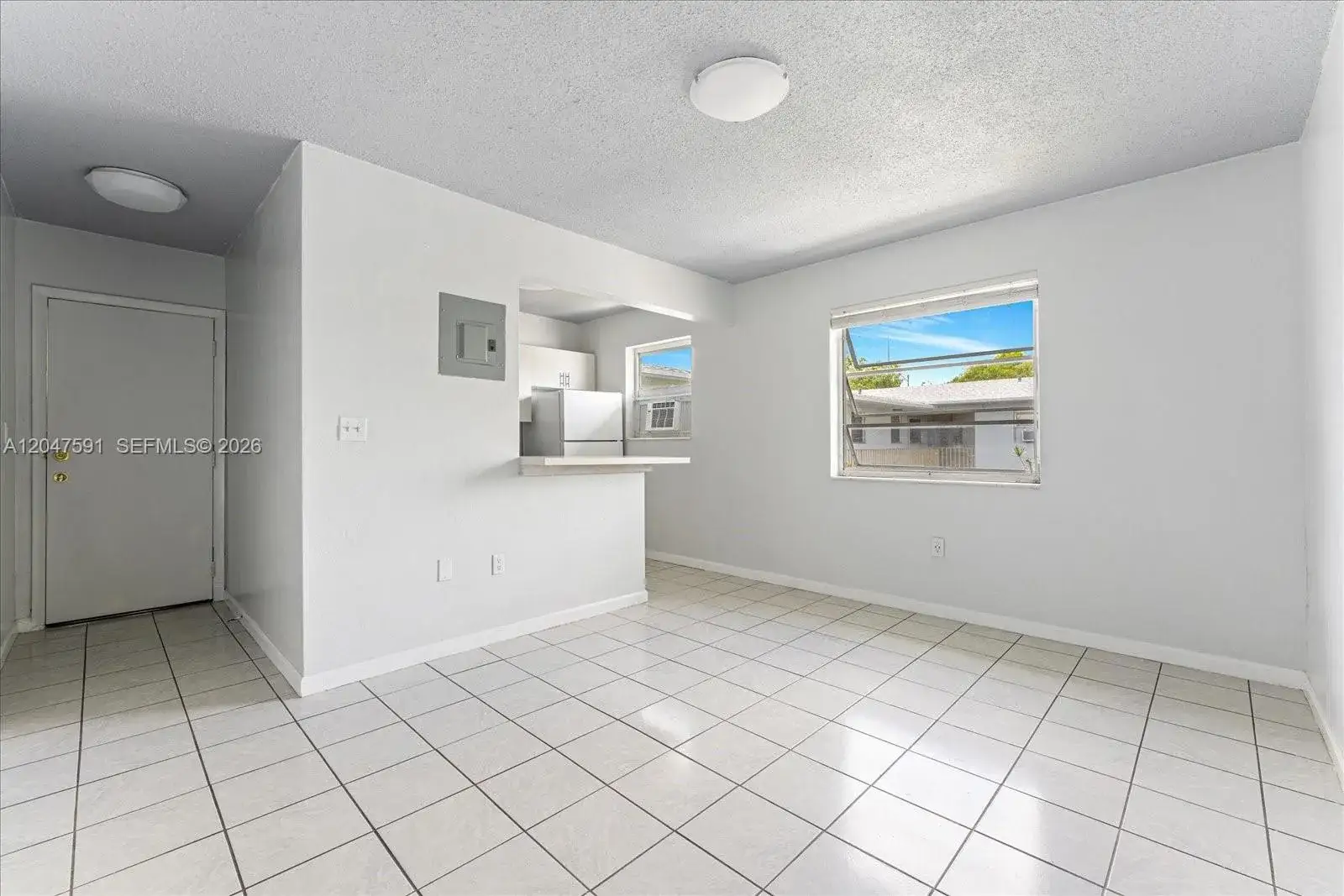 1 bedroom 1 bath Residential Lease for rent at 3255 W Flagler St # 2, Miami FL 33135