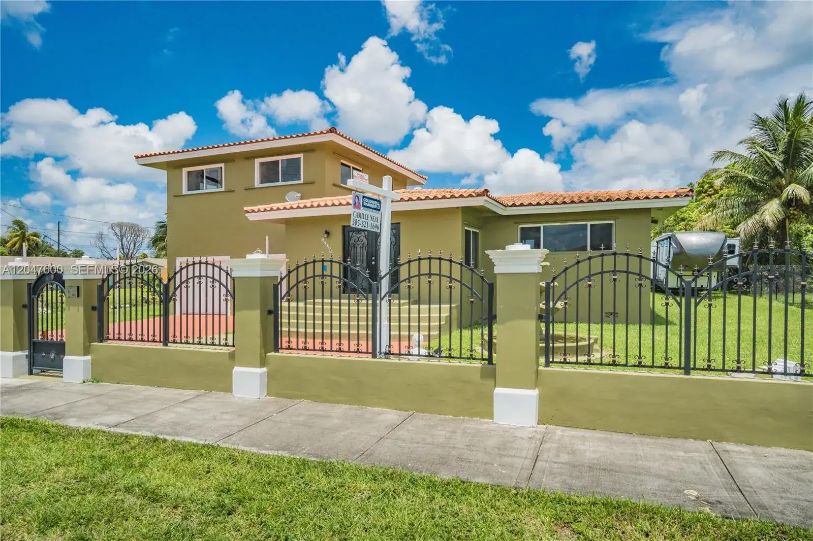 4 bedroom 5 bath Residential for sale at 17135 NW 19th Ave, Miami Gardens FL 33056