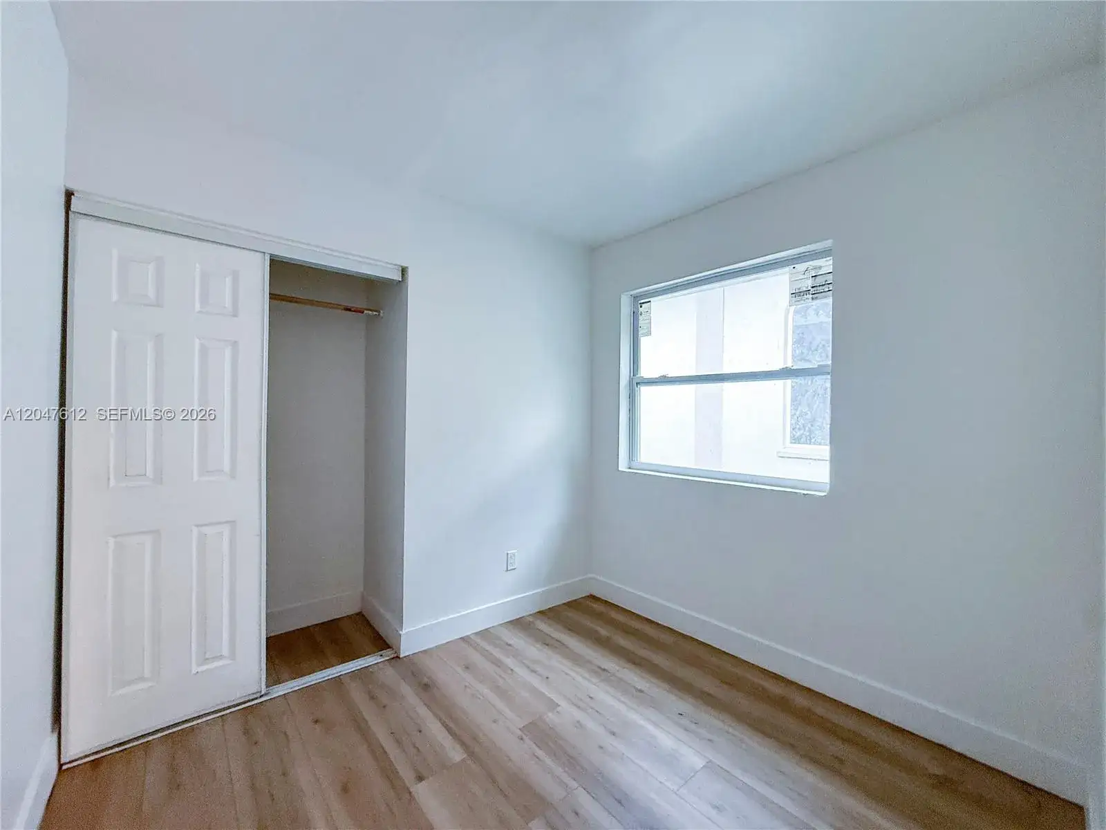 1 bedroom 1 bath Residential Lease for rent at 2 SW 6th Ave # 4, Dania Beach FL 33004