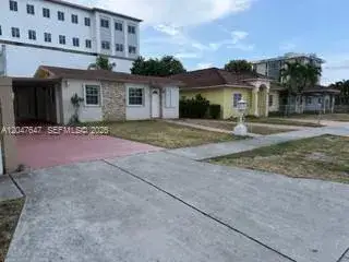 3 bedroom 2 bath Residential for sale at 525 E 24th St, Hialeah FL 33013