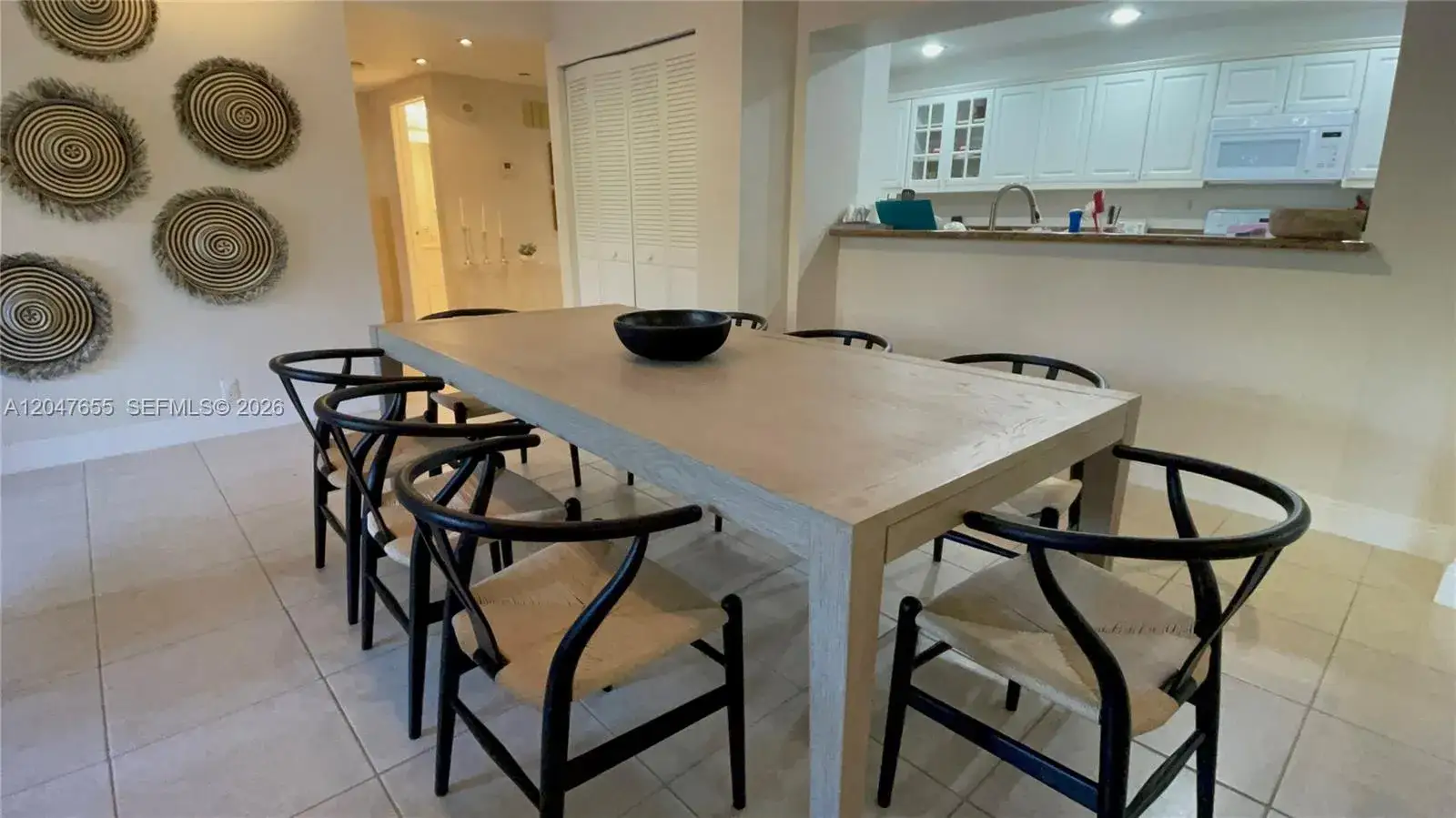 2 bedroom 2 bath Residential Lease for rent at 151 Crandon Blvd # 236, Key Biscayne FL 33149