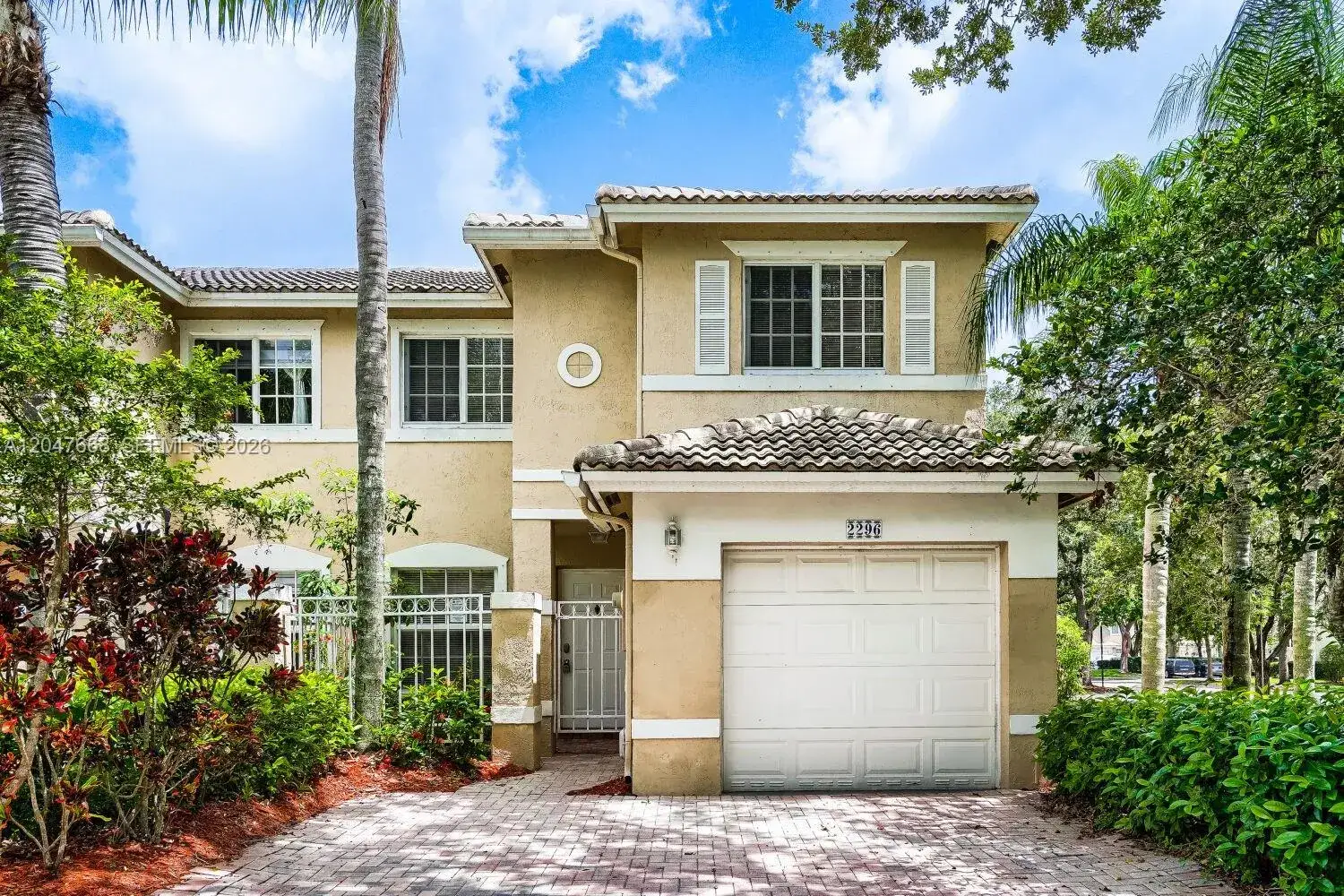 3 bedroom 2 bath Residential for sale at 2296 NW 170th Ave, Pembroke Pines FL 33028