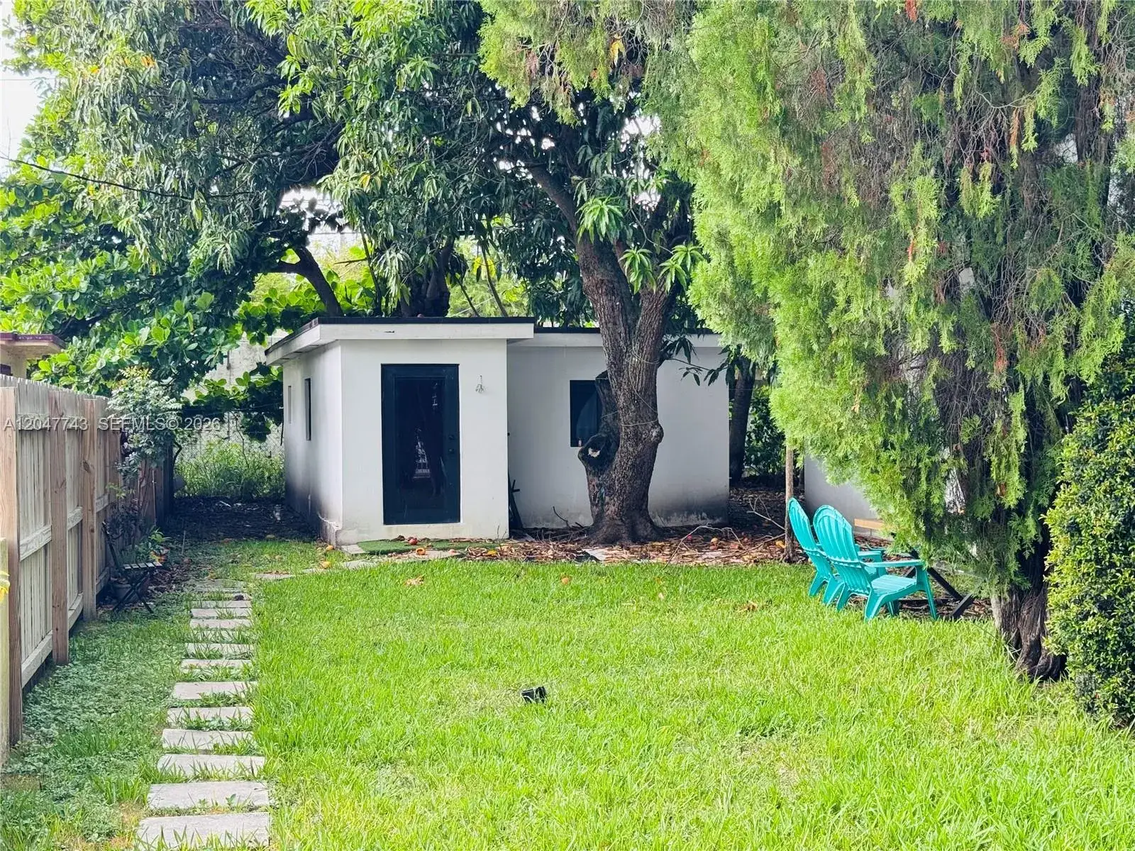 1 bedroom 1 bath Residential Lease for rent at 520 NW 45th St # 2, Miami FL 33127