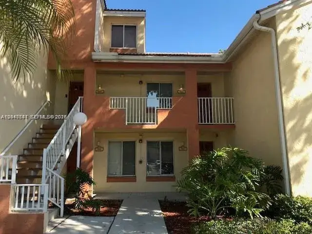 1 bedroom 1 bath Residential Lease for rent at 990 Coral Club Dr # 990, Coral Springs FL 33071