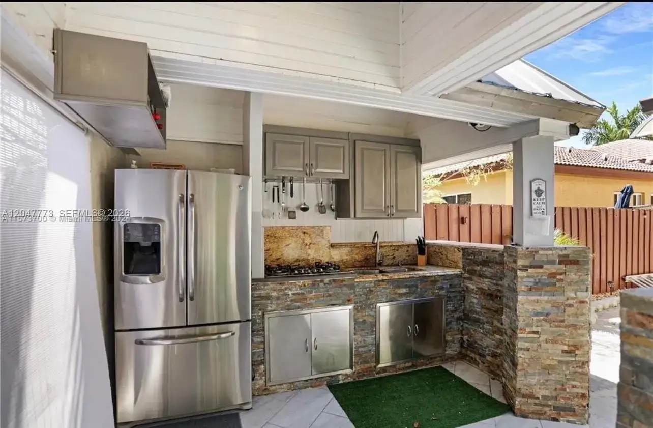 4 bedroom 2 bath Residential for sale at 2535 NE 41st Ave, Homestead FL 33033
