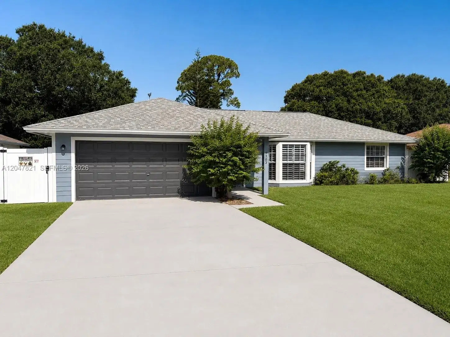 3 bedroom 2 bath Residential for sale at 2205 Jo Haywood Dr, Fort Pierce FL 34946