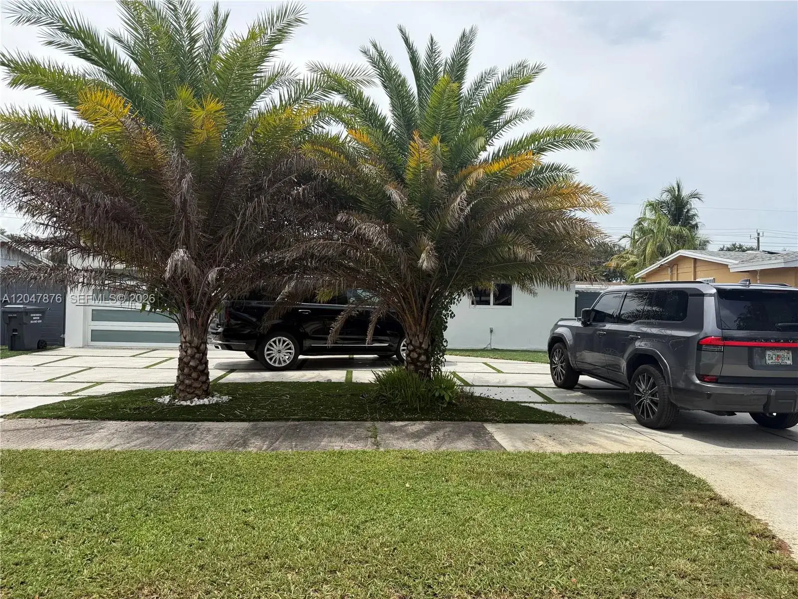 3 bedroom 3 bath Residential for sale at 7525 Roosevelt St, Hollywood FL 33024