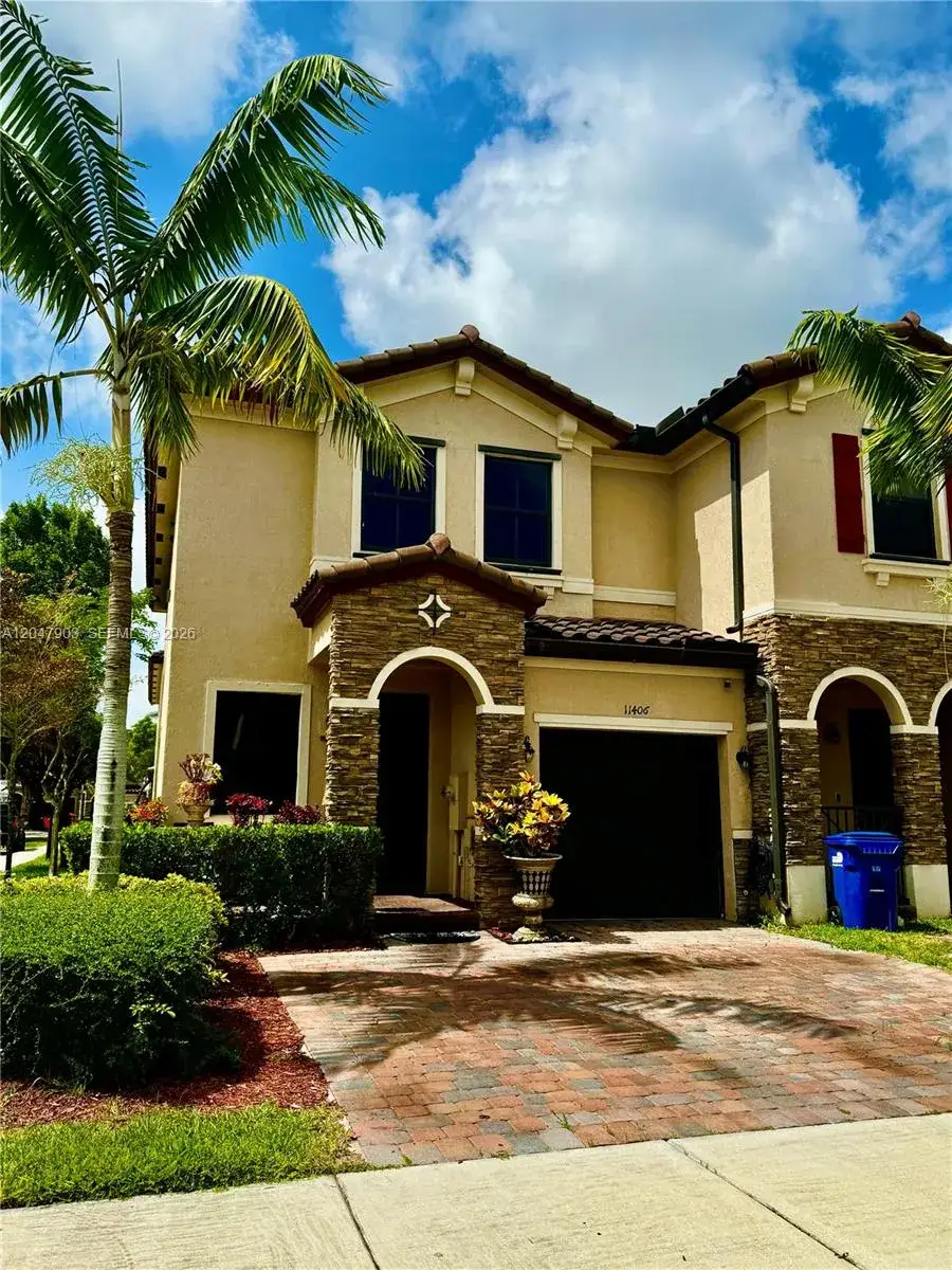 3 bedroom 2 bath Residential for sale at 11406 SW 252nd Ter, Homestead FL 33032