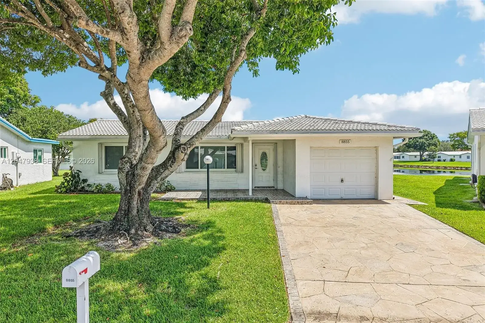 2 bedroom 2 bath Residential for sale at 8855 NW 10th Pl, Plantation FL 33322