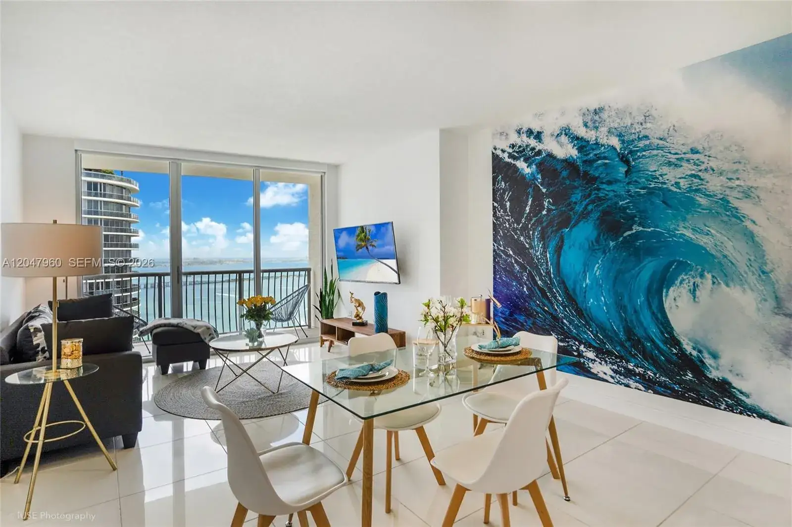 1 bedroom 1 bath Residential Lease for rent at 1750 N Bayshore Dr # 5203, Miami FL 33132