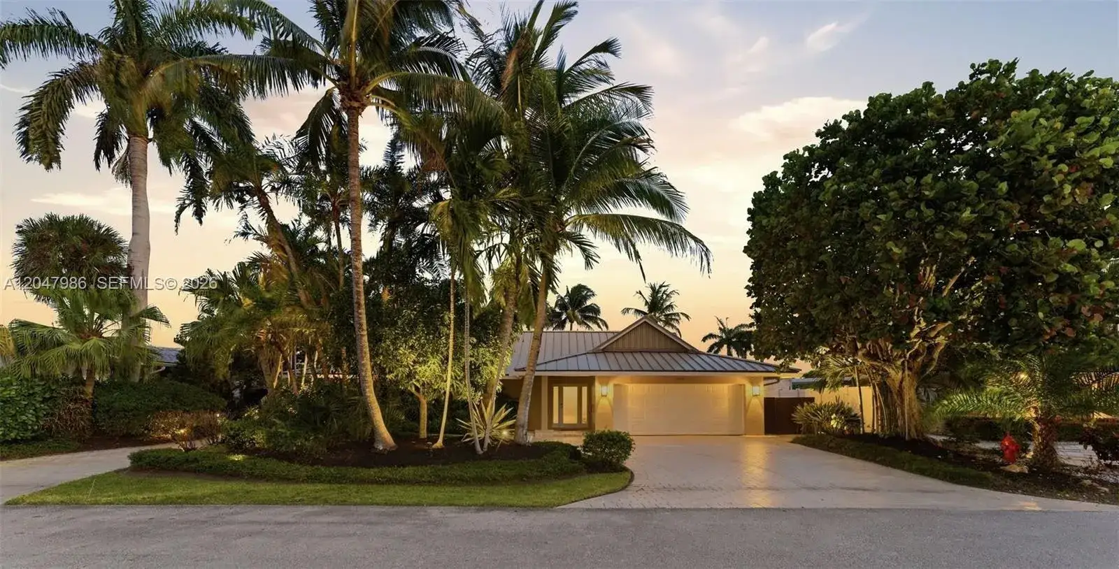 3 bedroom 2 bath Residential for sale at 3050 NE 41st St, Fort Lauderdale FL 33308