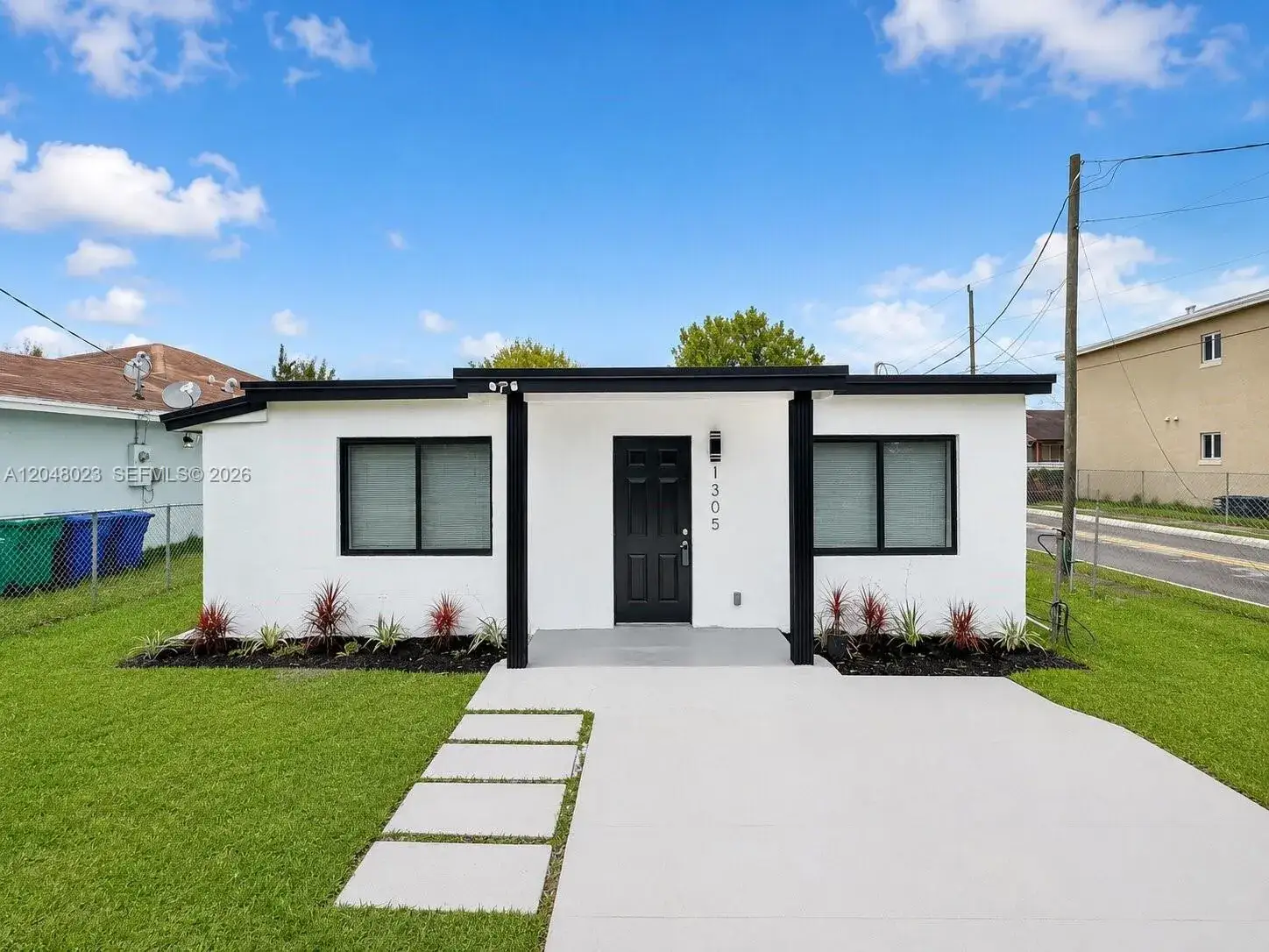 3 bedroom 2 bath Residential for sale at 1305 NW 5th Ave, Florida City FL 33034