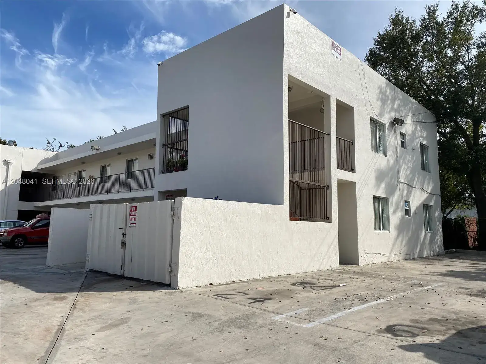 240 bedroom 1 bath Residential Lease for rent at 181 NW 47th Ave # 25, Miami FL 33126