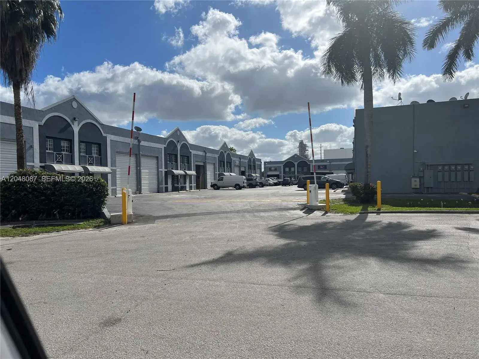 Commercial Sale for sale at 10680 NW 123rd St Rd # 104, Medley FL 33178