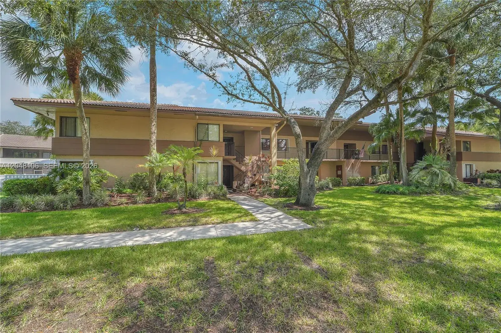 2 bedroom 2 bath Residential Lease for rent at 9565 NW 2nd Pl # H, Coral Springs FL 33071