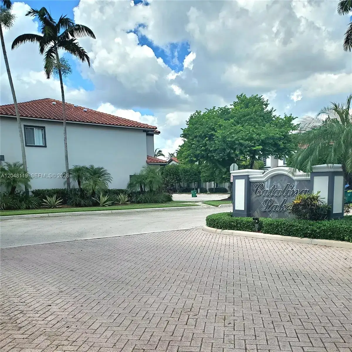 3 bedroom 2 bath Residential Lease for rent at 7834 Catalina Cir # 7834, Tamarac FL 33321