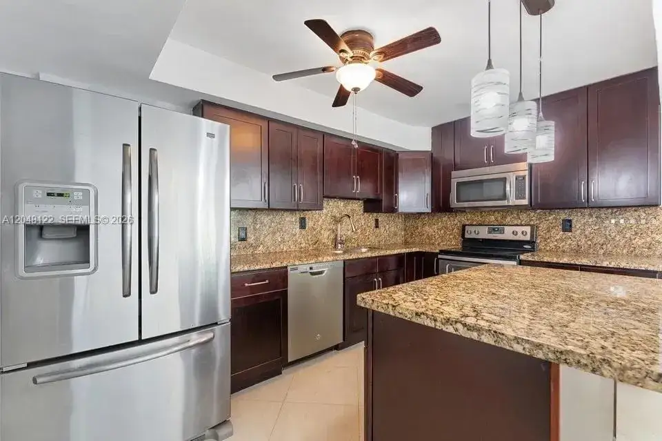 3 bedroom 3 bath Residential Lease for rent at 1400 NE 54th St # 102, Fort Lauderdale FL 33334