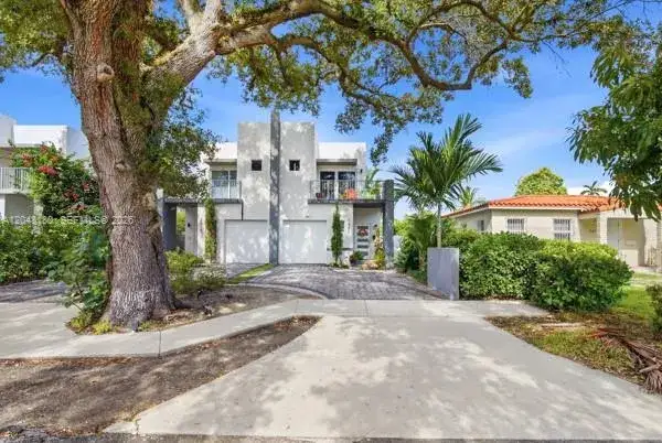 3 bedroom 2 bath Residential for sale at 2931 SW 38th Ct # 2, Miami FL 33134