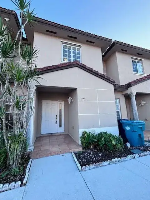 3 bedroom 2 bath Residential for sale at 13726 SW 171st Ln, Miami FL 33177