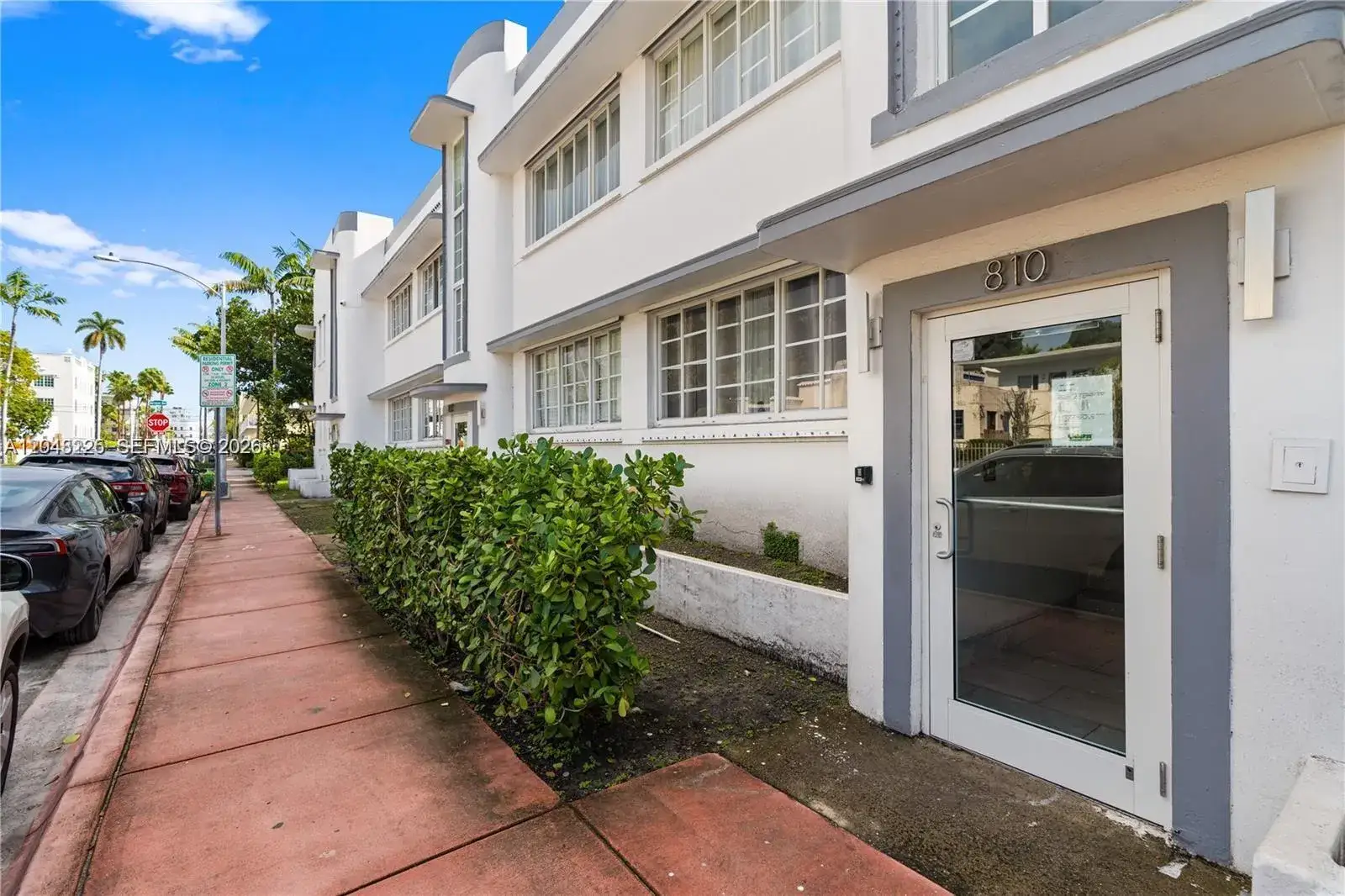 1 bedroom 1 bath Residential for sale at 810 7th St # 205, Miami Beach FL 33139