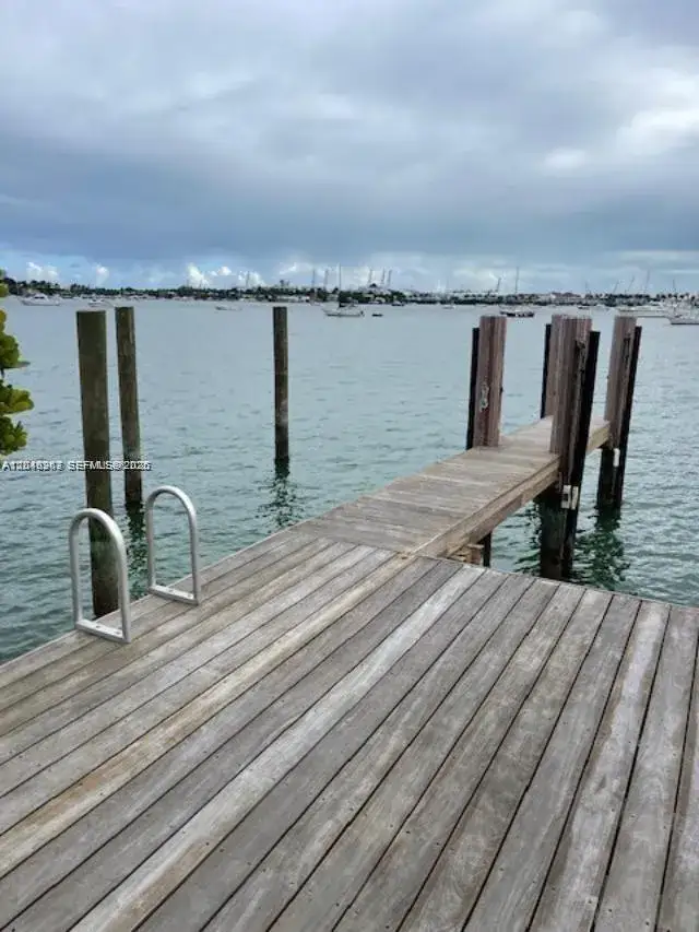 1140 Venetian Way # 2C, Miami FL 33139