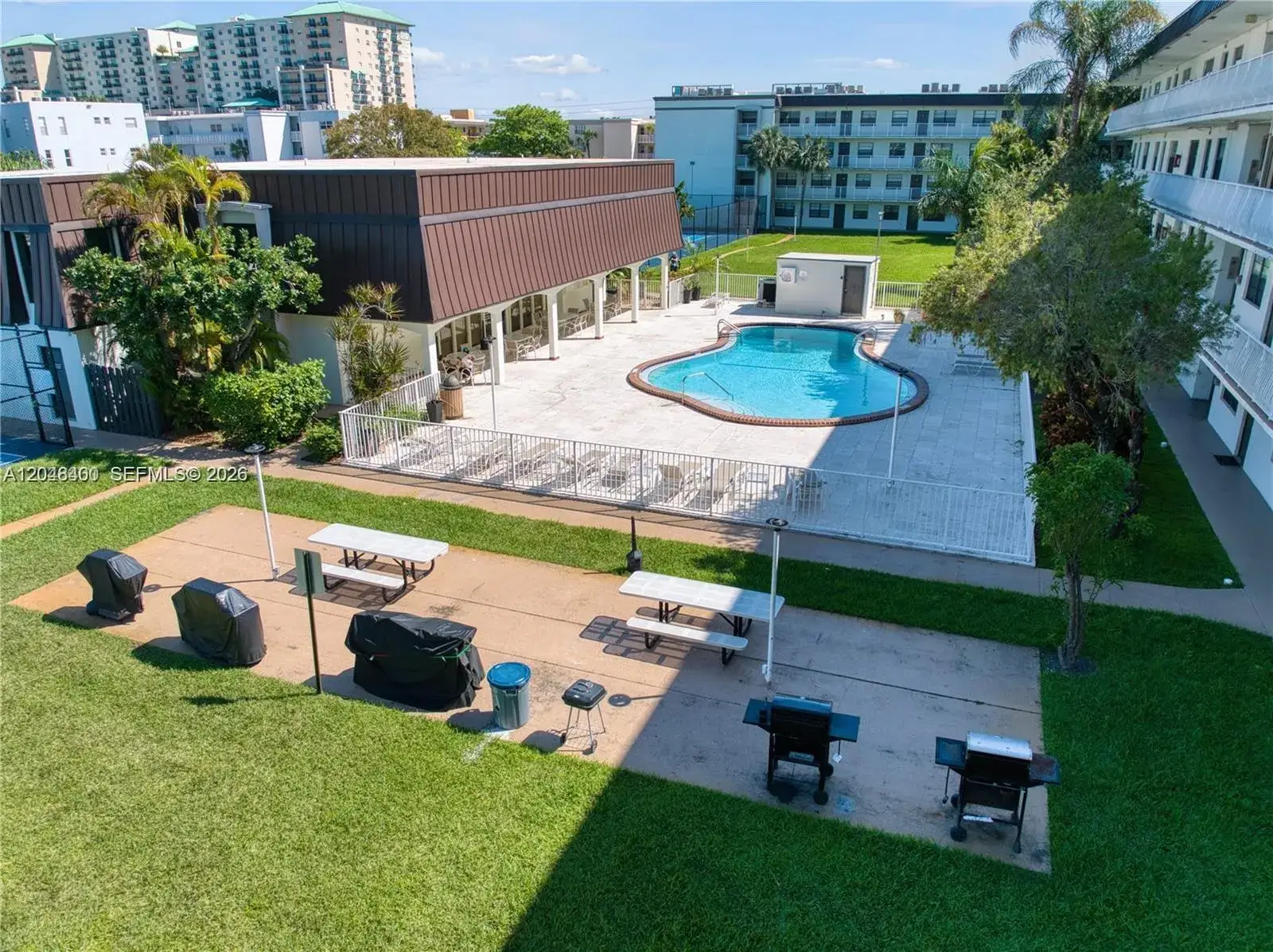 1 bedroom 1 bath Residential Lease for rent at 500 NE 2nd St # 408, Dania Beach FL 33004