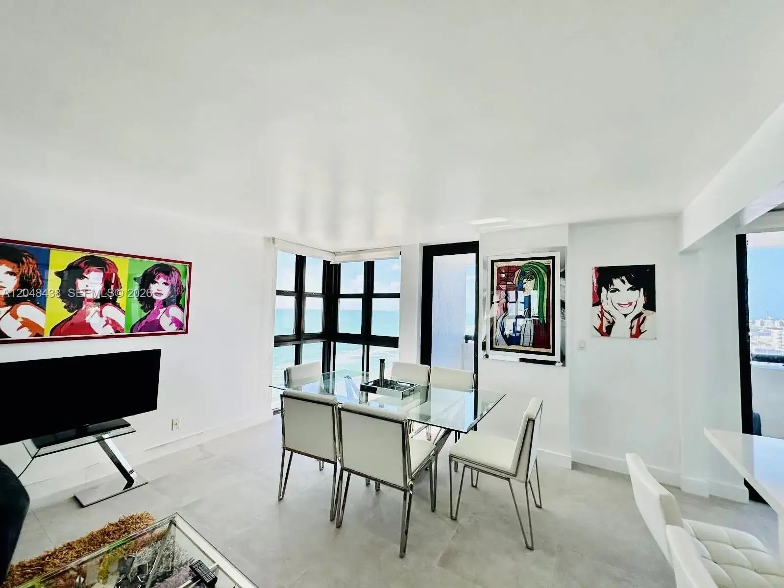 1 bedroom 2 bath Residential Lease for rent at 2555 Collins Ave, Miami Beach FL 33140
