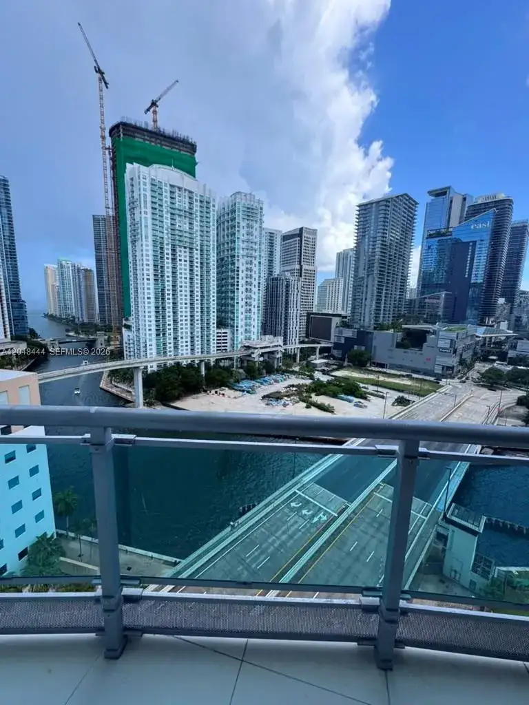 3 bedroom 2 bath Residential Lease for rent at 350 S Miami Ave # 1902, Miami FL 33130