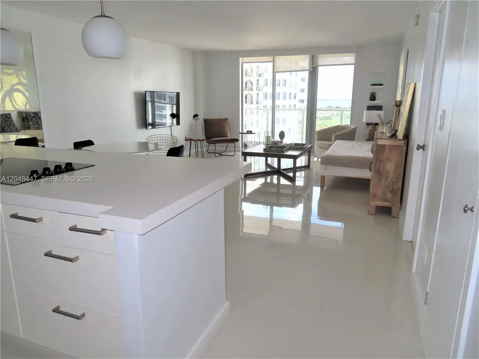 1 bedroom 2 bath Residential Lease for rent at 5701 Collins Ave # 1703, Miami Beach FL 33140