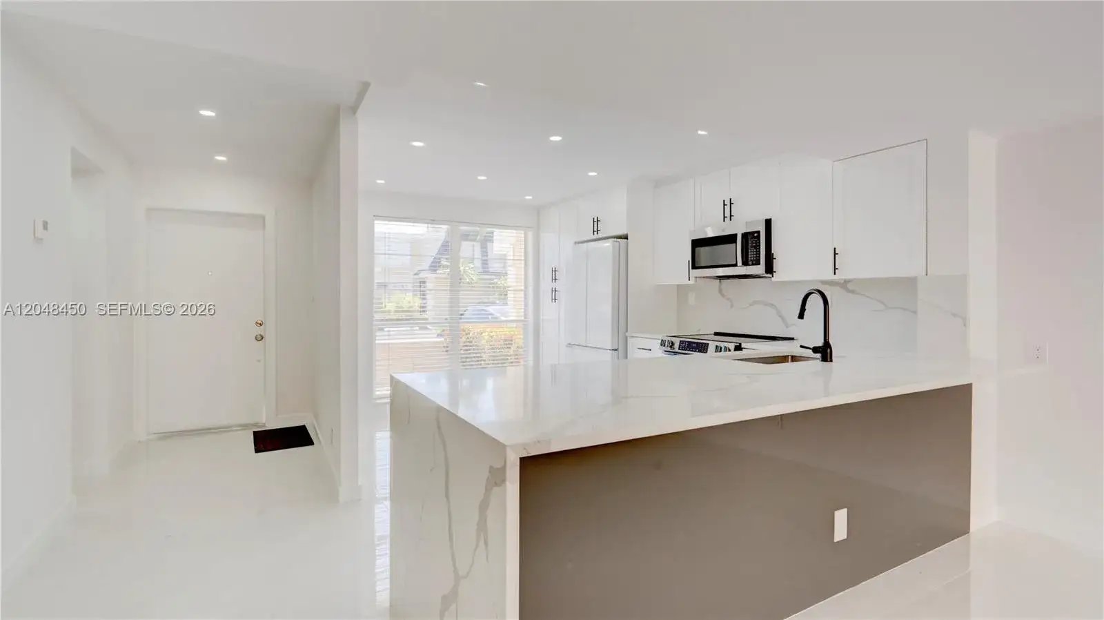 3 bedroom 2 bath Residential for sale at 933 NE 24th Ave # 169, Hallandale Beach FL 33009