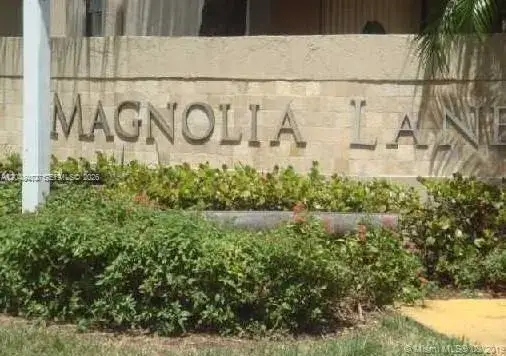 2 bedroom 1 bath Residential for sale at 7401 SW 152nd Ave # 1, Miami FL 33193