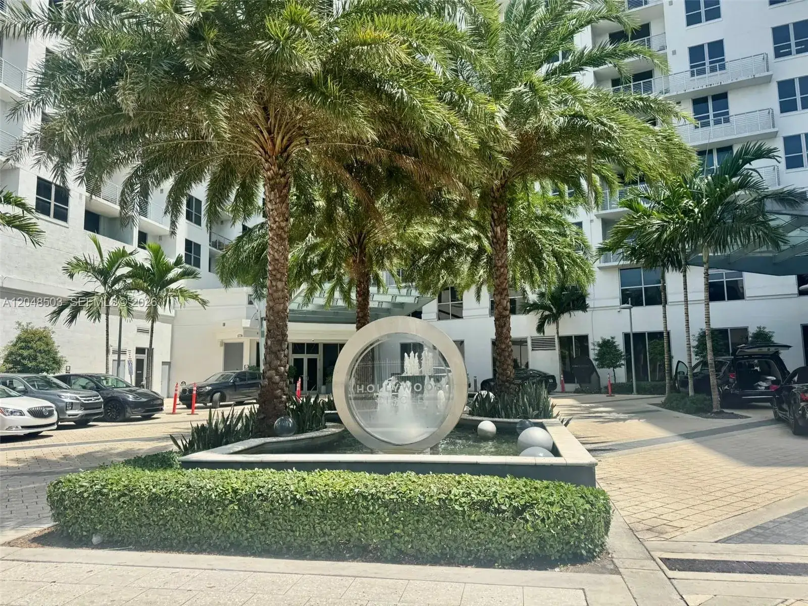 1 bedroom 1 bath Residential for sale at 1776 Polk St # 517, Hollywood FL 33020