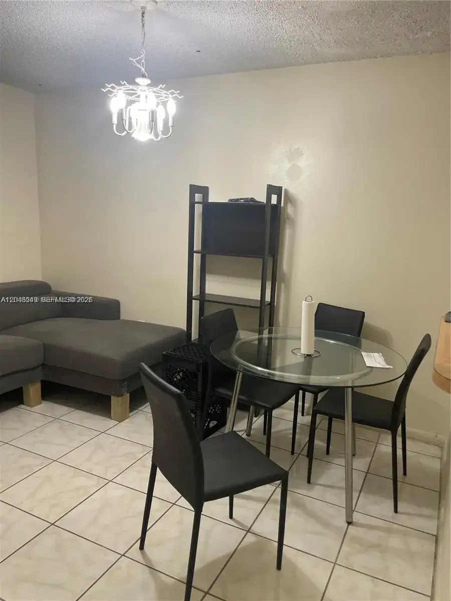 2 bedroom 1 bath Residential Lease for rent at 3610 NW 21st St # 311, Lauderdale Lakes FL 33311