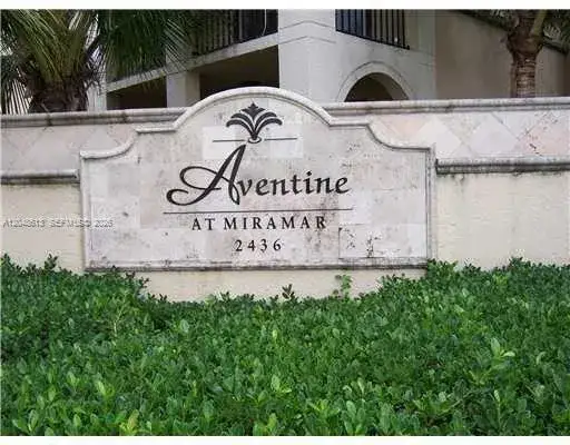 2541 Centergate Dr # 101, Miramar FL 33025