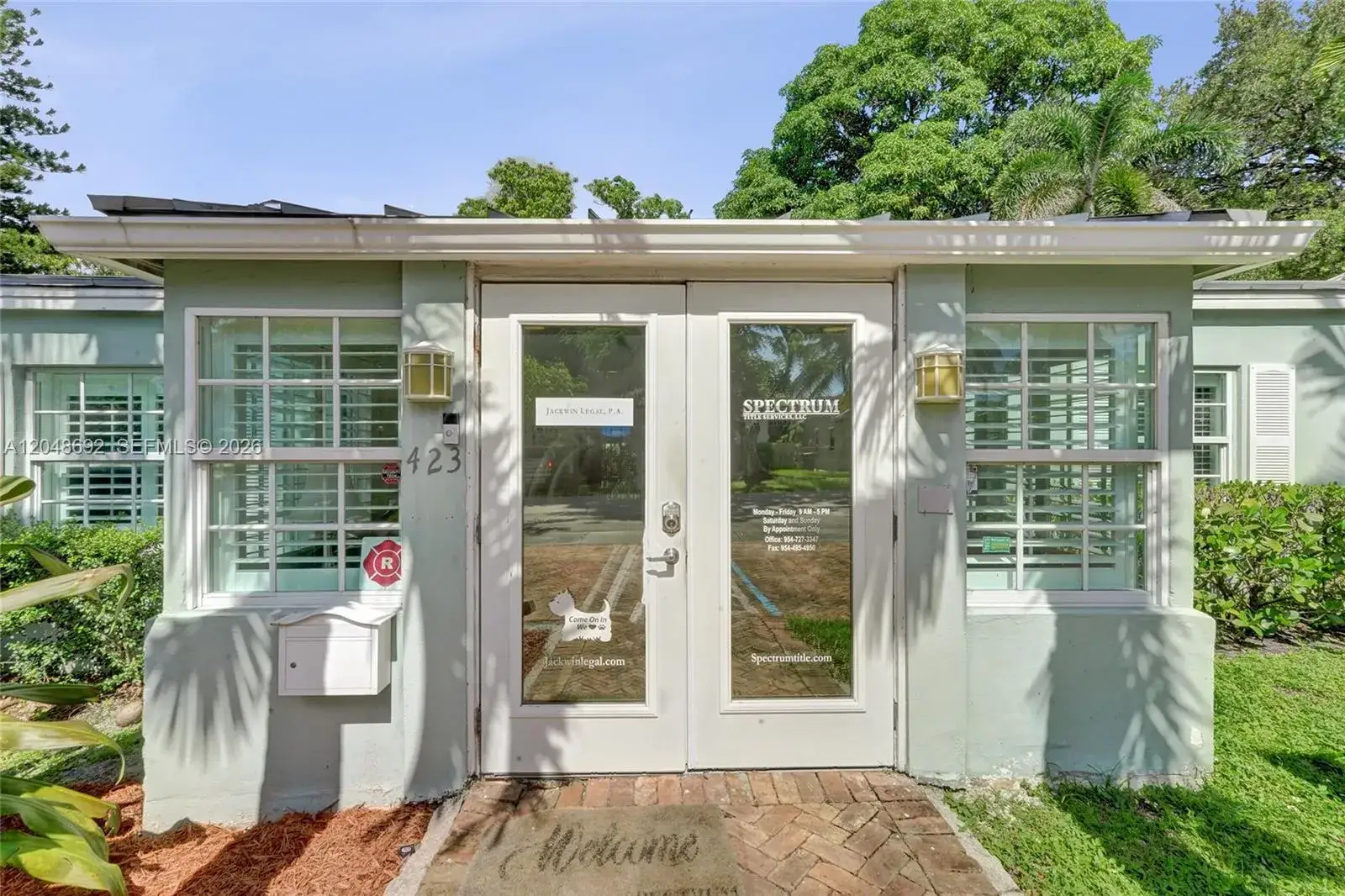Commercial Sale for sale at 423 SE 19th St, Fort Lauderdale FL 33316